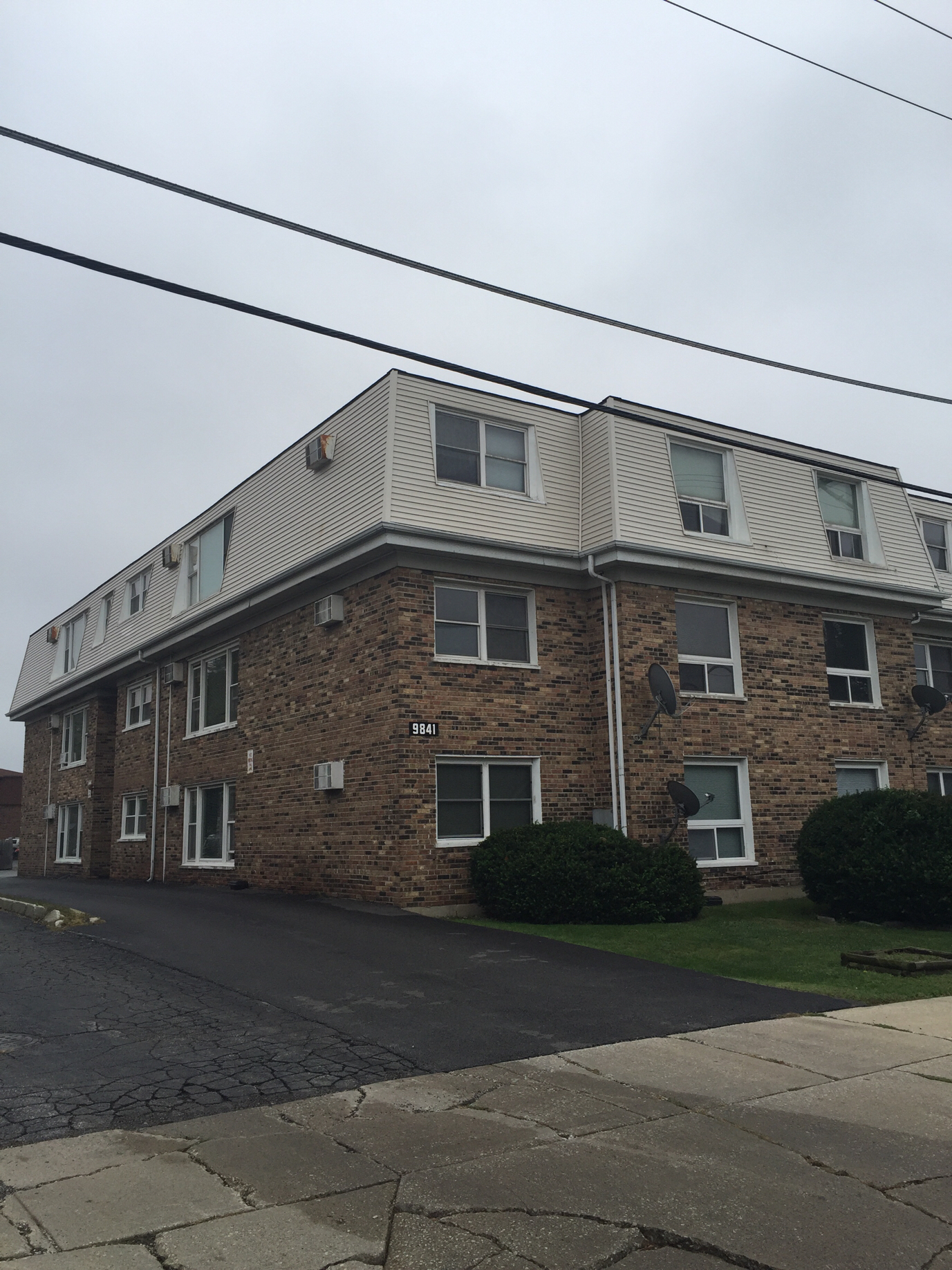 9841 Harlem Avenue - 2D
